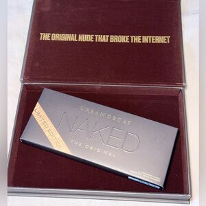 Urban Decay - Brand  New - the orginal naked eyeshadow palette - limited edition